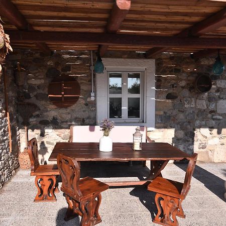 Traditional Kos Villa With Swimming Pool, Lawn Yard And Bbq Bagian luar foto