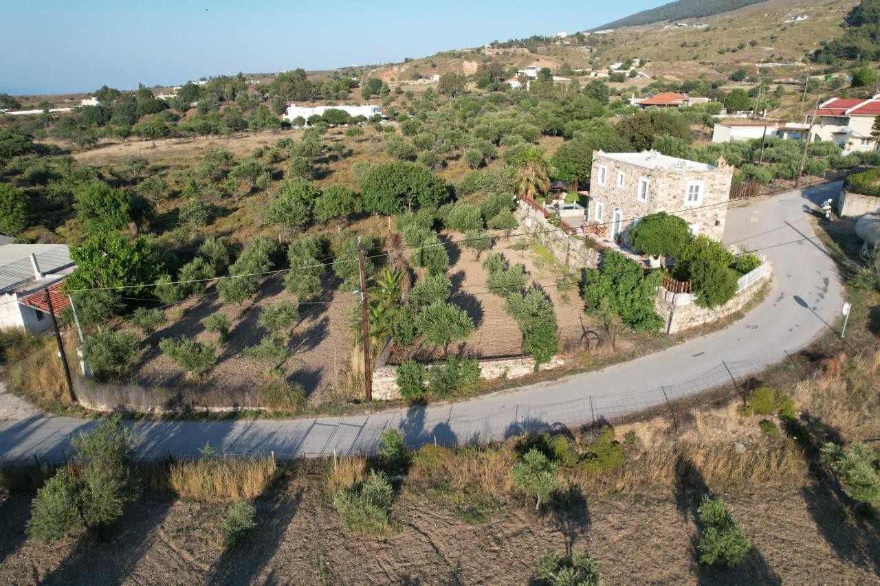Traditional Kos Villa With Swimming Pool, Lawn Yard And Bbq Bagian luar foto