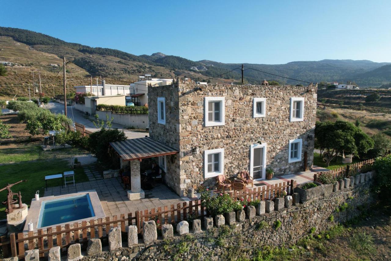 Traditional Kos Villa With Swimming Pool, Lawn Yard And Bbq Bagian luar foto