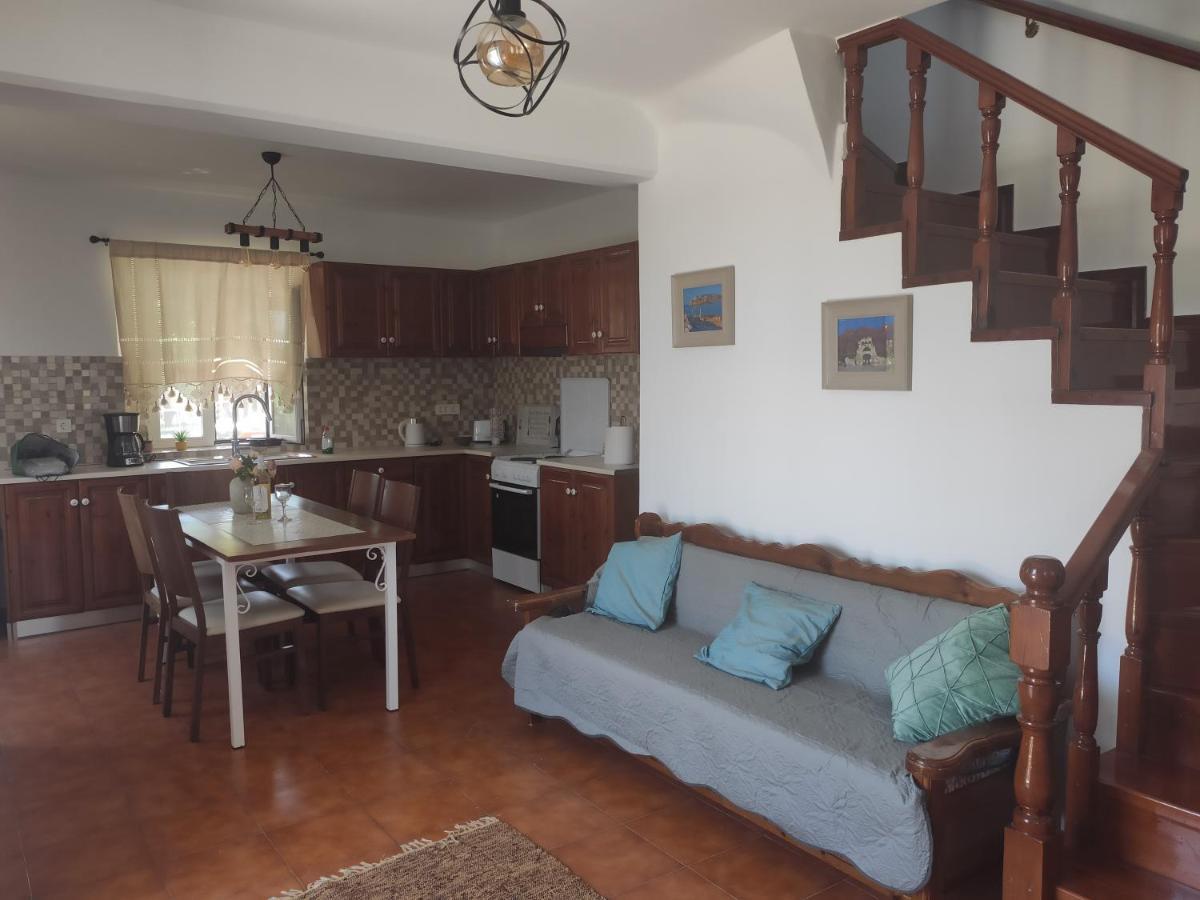 Traditional Kos Villa With Swimming Pool, Lawn Yard And Bbq Bagian luar foto