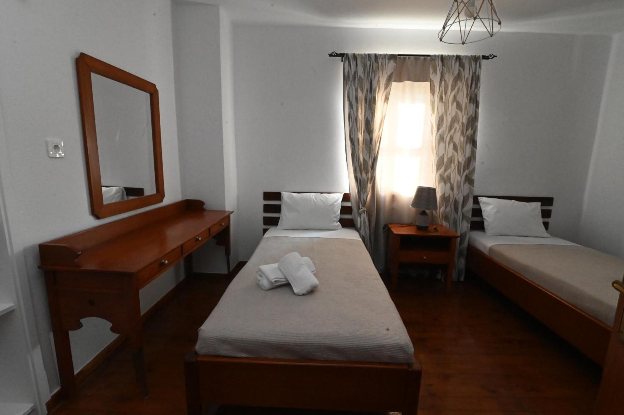 Traditional Kos Villa With Swimming Pool, Lawn Yard And Bbq Bagian luar foto