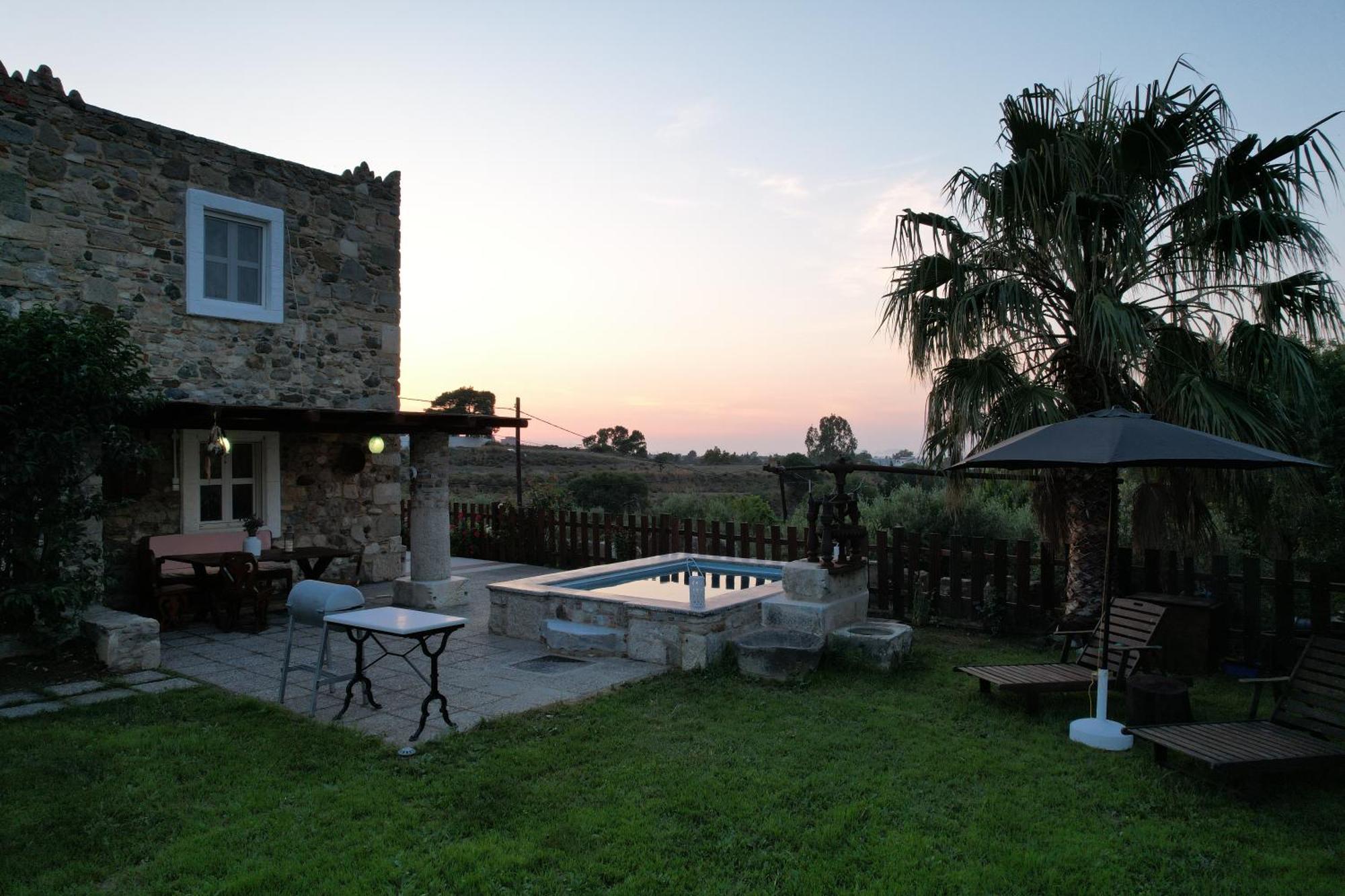 Traditional Kos Villa With Swimming Pool, Lawn Yard And Bbq Bagian luar foto