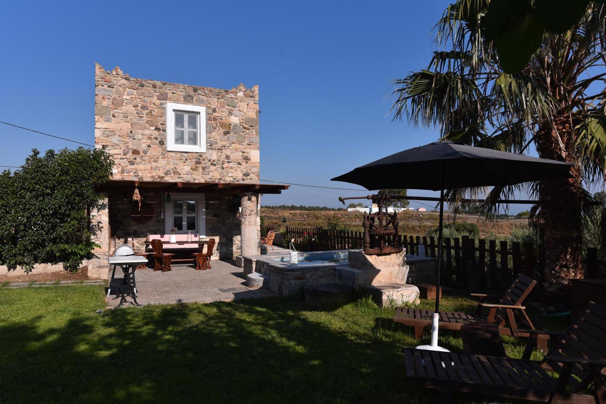 Traditional Kos Villa With Swimming Pool, Lawn Yard And Bbq Bagian luar foto