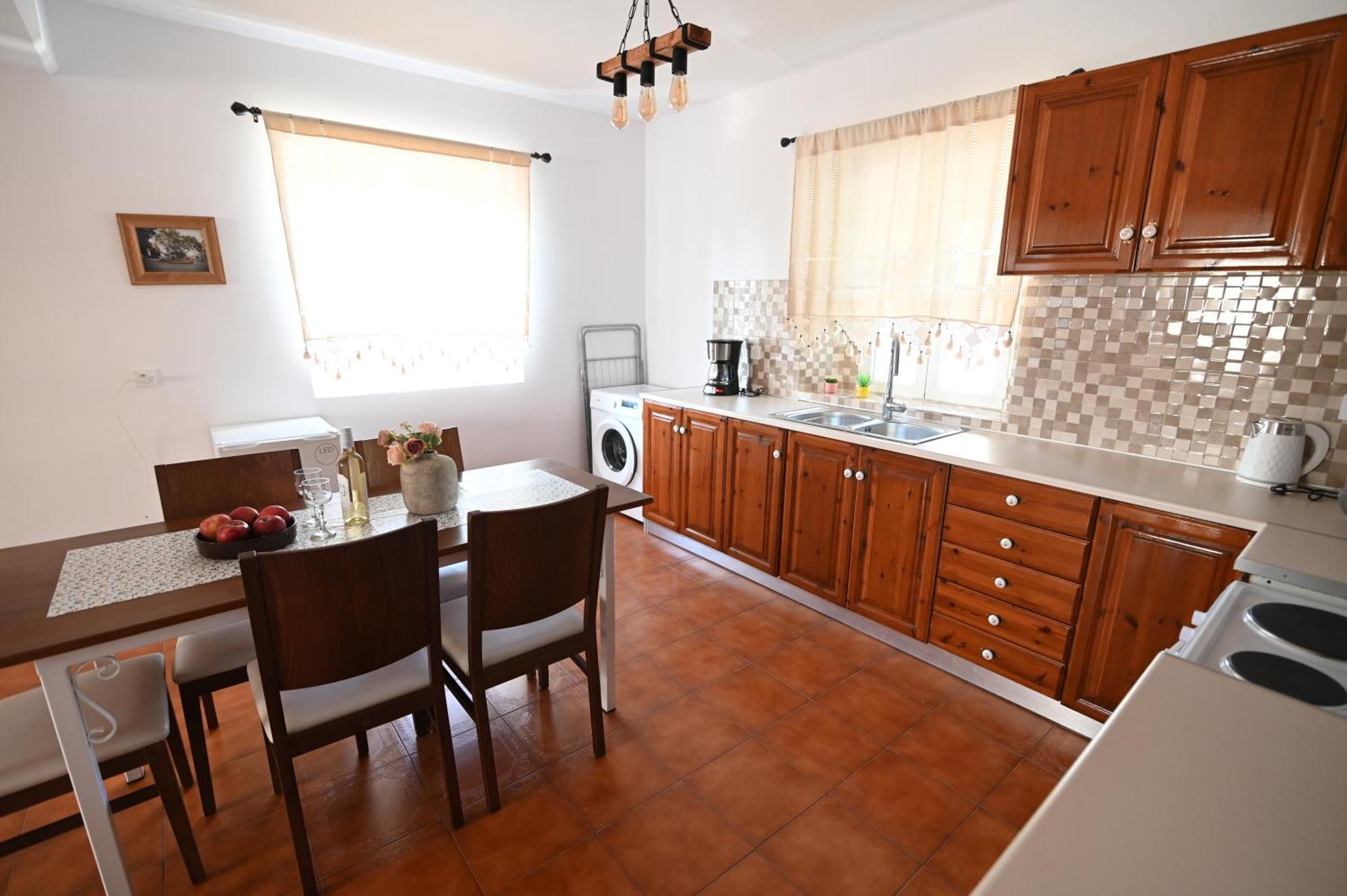 Traditional Kos Villa With Swimming Pool, Lawn Yard And Bbq Bagian luar foto